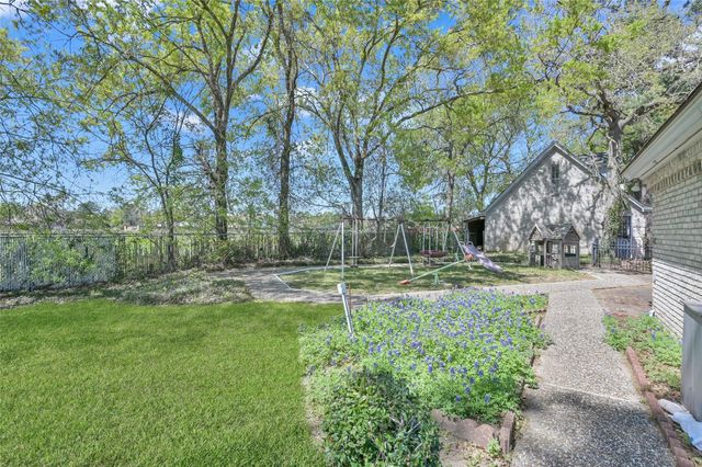 17507 Deer Creek Drive, Spring, TX 77379