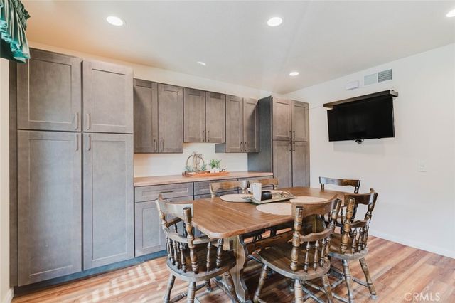 702 Knollwood Lane, San Dimas, CA 91773