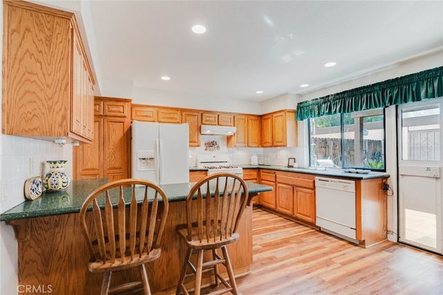 702 Knollwood Lane, San Dimas, CA 91773