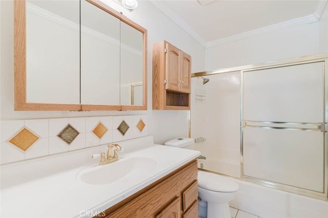 702 Knollwood Lane, San Dimas, CA 91773