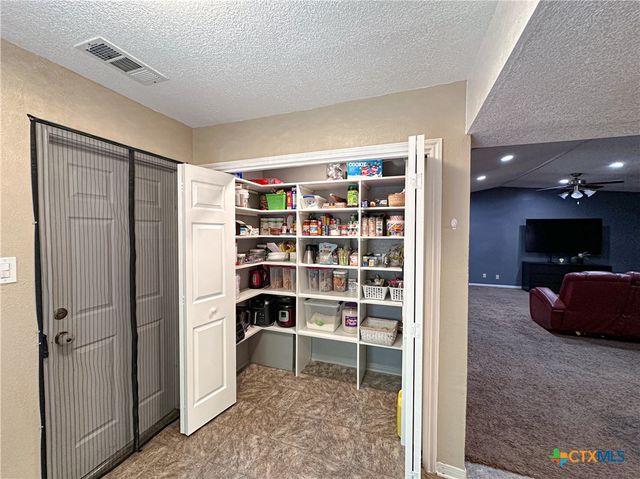 908 Indian Trail, Harker Heights, TX 76548