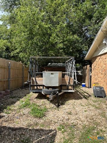 908 Indian Trail, Harker Heights, TX 76548