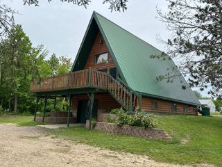 150 Highway 200 E, Hill City, MN 55748