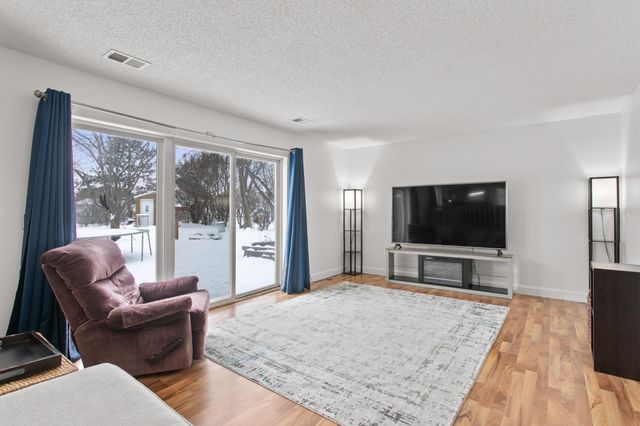 13468 182nd Avenue NW, Elk River, MN 55330