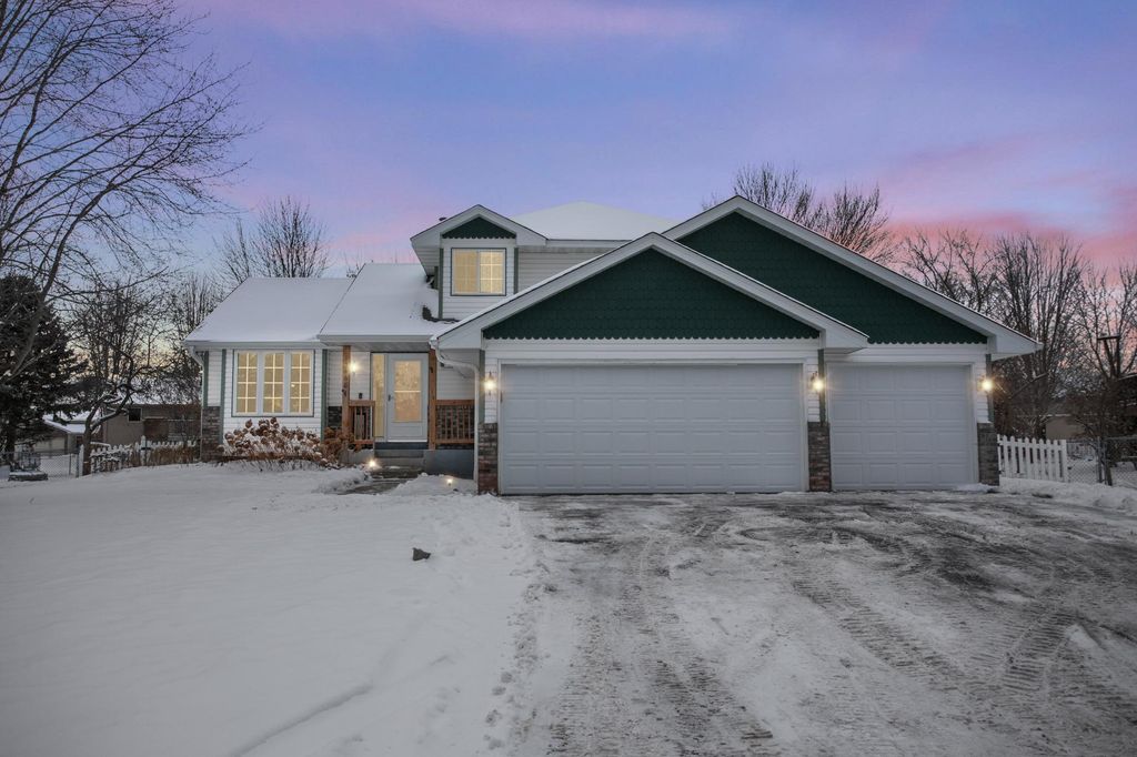 13468 182nd Avenue NW, Elk River, MN 55330