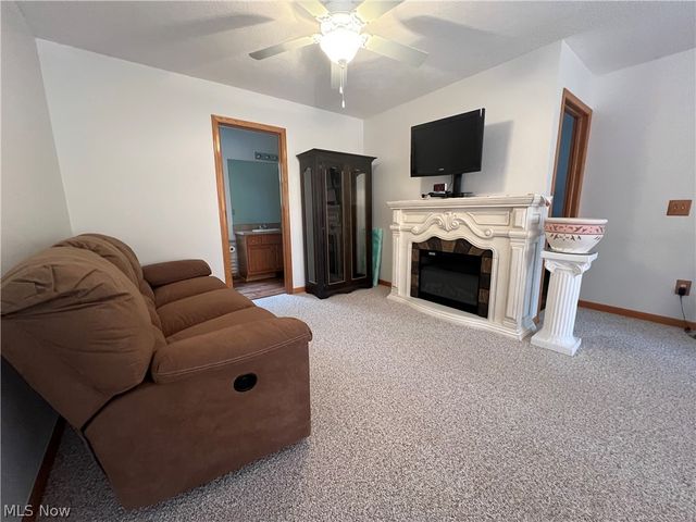 4094 Turnberry Drive, Medina, OH 44256
