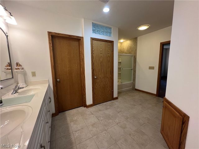 4094 Turnberry Drive, Medina, OH 44256
