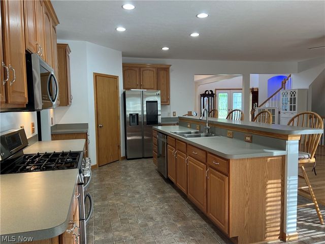 4094 Turnberry Drive, Medina, OH 44256