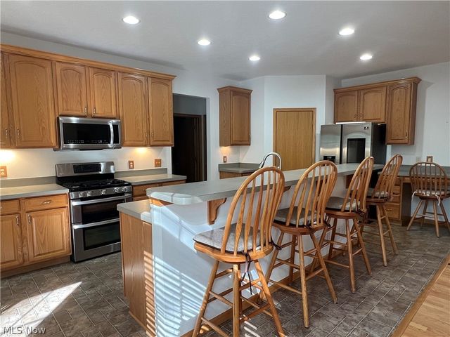 4094 Turnberry Drive, Medina, OH 44256