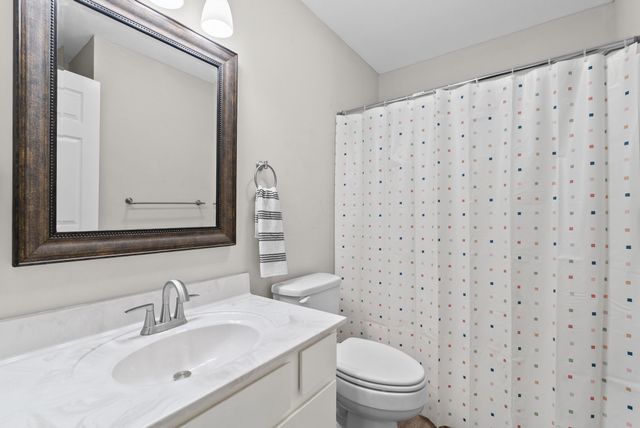 70 Grassmire Dr, Clarksville, TN 37042