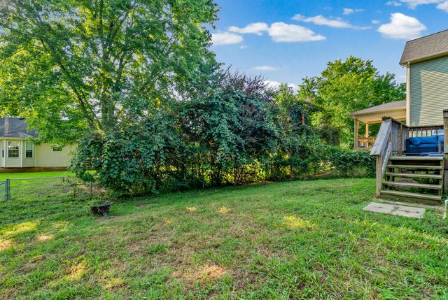 70 Grassmire Dr, Clarksville, TN 37042