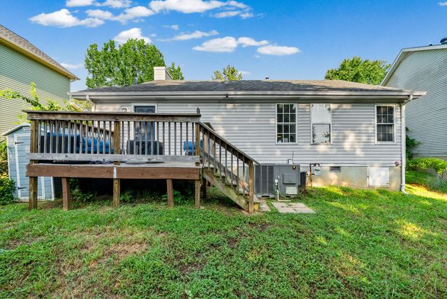 70 Grassmire Dr, Clarksville, TN 37042