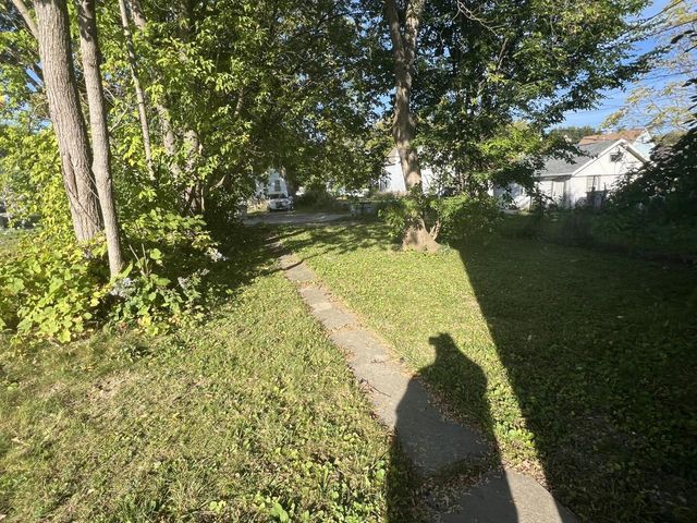 3251 N 25th STREET, Milwaukee, WI 53206