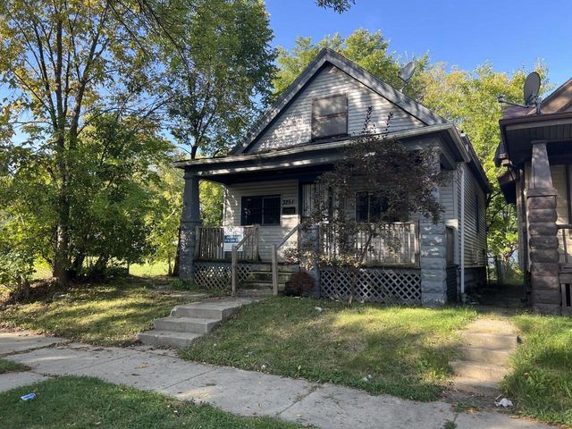 3251 N 25th STREET, Milwaukee, WI 53206