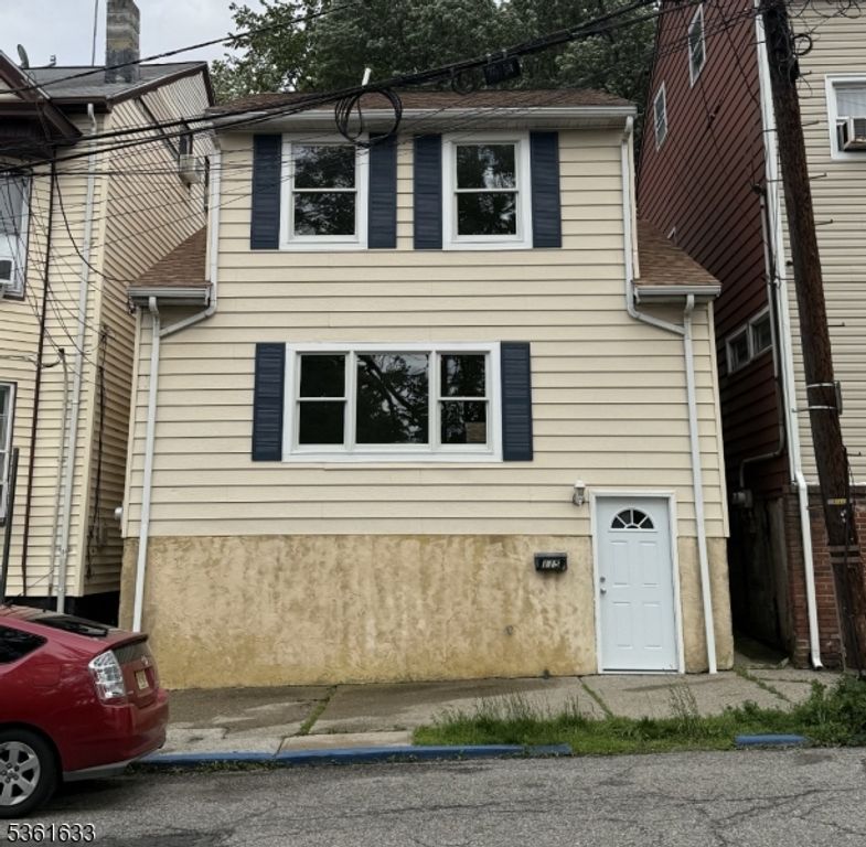 115 Turner St, Paterson City, NJ 07501