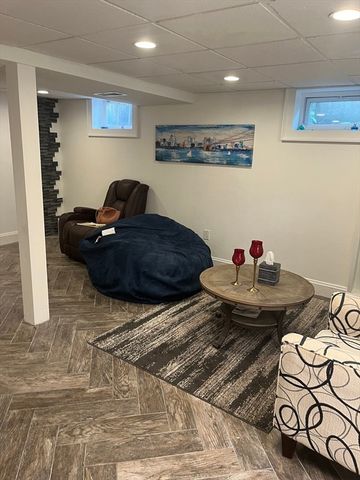 24 Leslie Rd B, Newton, MA 02466
