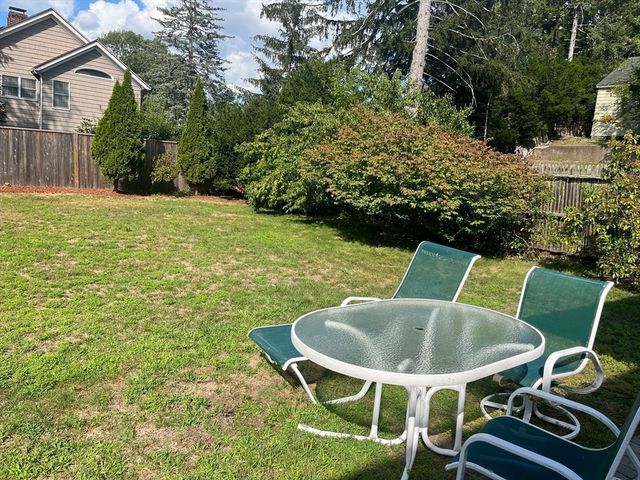 24 Leslie Rd B, Newton, MA 02466