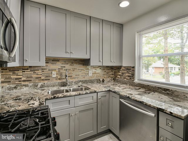 1907 BENDER CT, Landover, MD 20785