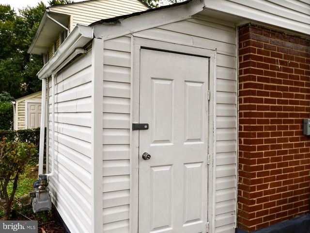 1907 BENDER CT, Landover, MD 20785