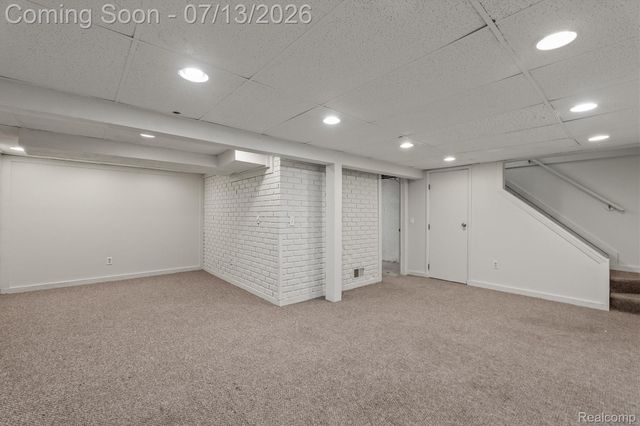 16249 Birwood Avenue, Beverly Hills Village, MI 48025