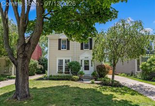 16249 Birwood Avenue, Beverly Hills Village, MI 48025
