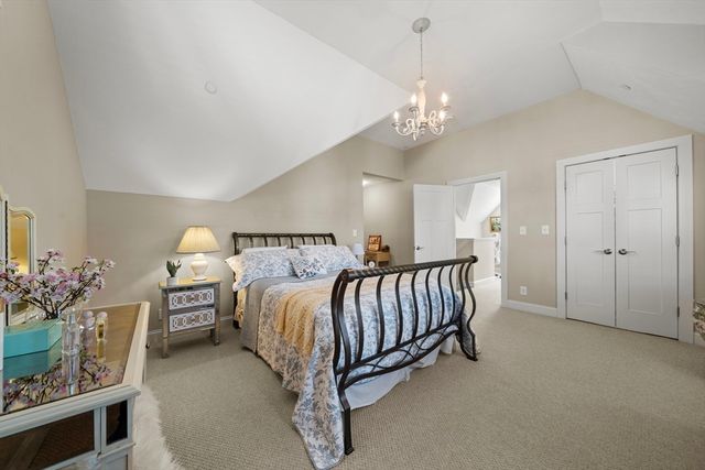 3 Sandpiper Green, Weymouth, MA 02190