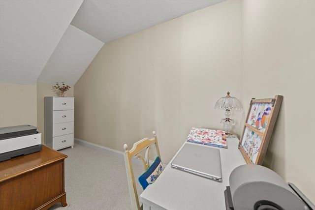 3 Sandpiper Green, Weymouth, MA 02190