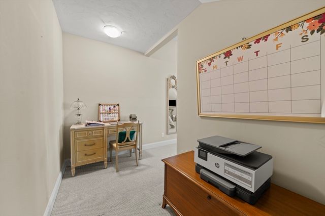 3 Sandpiper Green, Weymouth, MA 02190