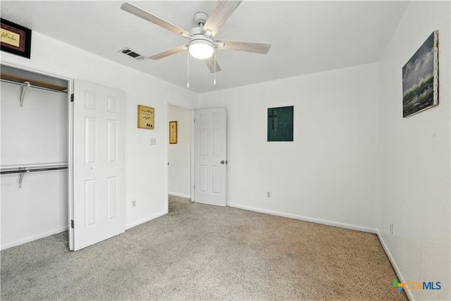 2410 Royal Crest Circle, Killeen, TX 76549