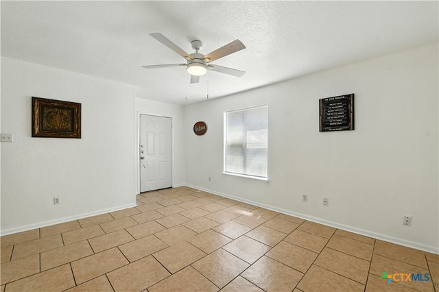 2410 Royal Crest Circle, Killeen, TX 76549