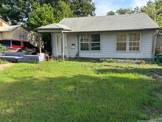 1825 W Hermosa, San Antonio, TX 78201