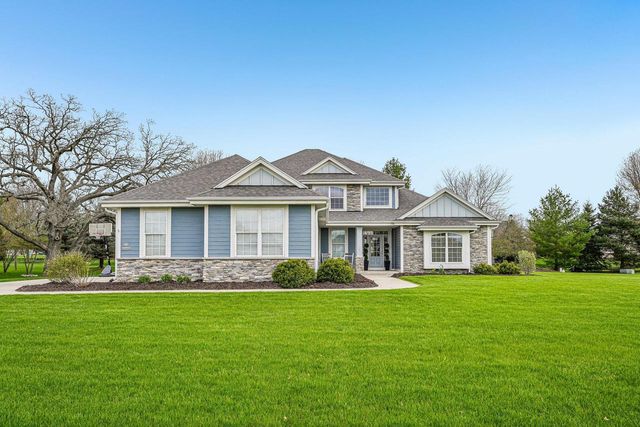 N73W24608 Peterson ROAD, Sussex, WI 53089