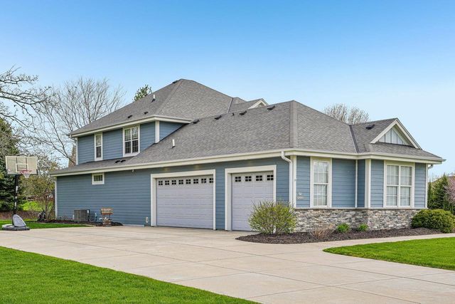 N73W24608 Peterson ROAD, Sussex, WI 53089