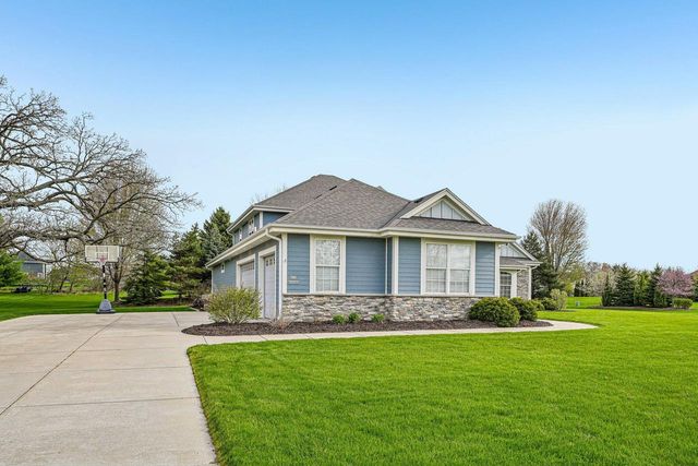 N73W24608 Peterson ROAD, Sussex, WI 53089