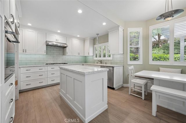 28269 Rodgers Drive, Saugus, CA 91350
