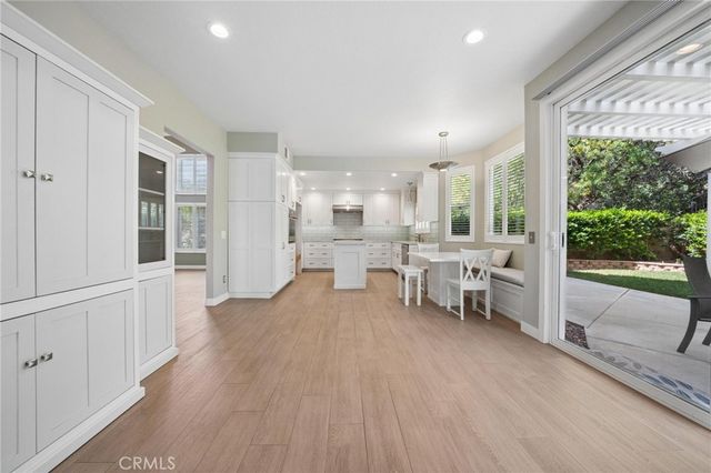 28269 Rodgers Drive, Saugus, CA 91350