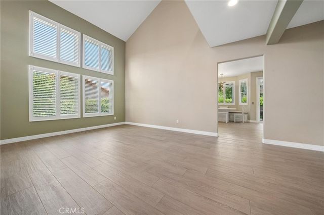 28269 Rodgers Drive, Saugus, CA 91350