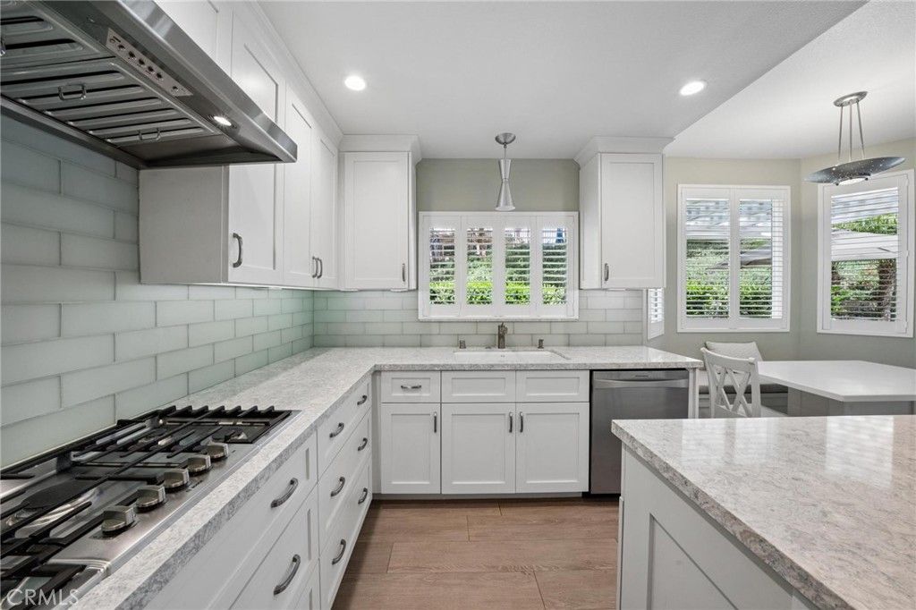 Image 12 of property listing at 28269 Rodgers, Saugus, CA 91350