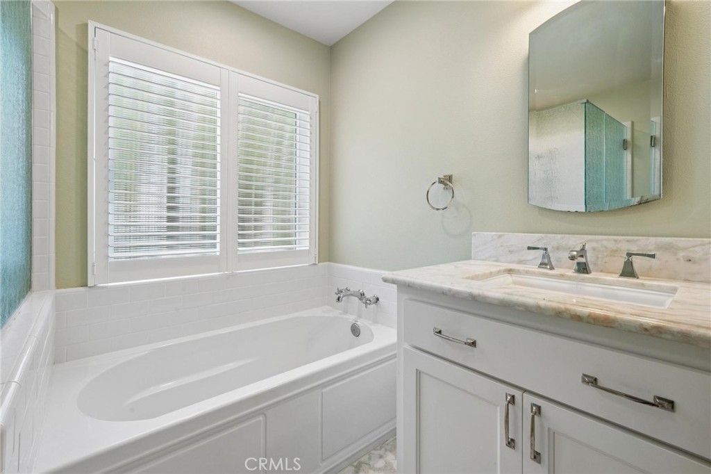 Image 31 of property listing at 28269 Rodgers, Saugus, CA 91350