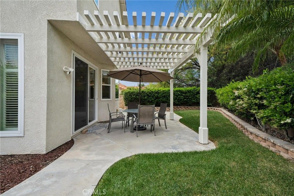 Image 43 of property listing at 28269 Rodgers, Saugus, CA 91350