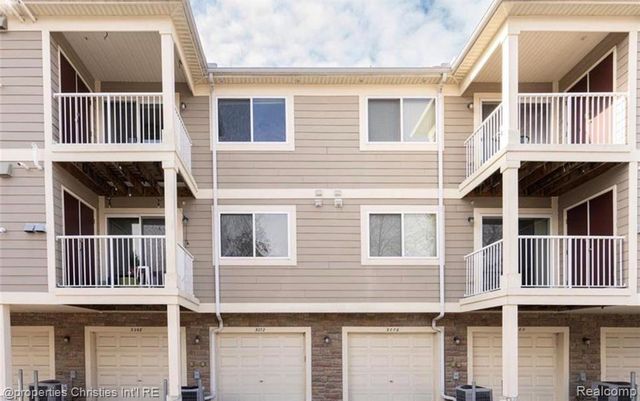 3072 Schoolhouse, Troy, MI 48083