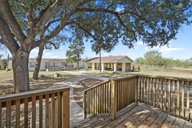 298 Sh-239, Kenedy, TX 78119