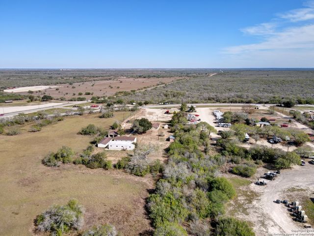 298 Sh-239, Kenedy, TX 78119
