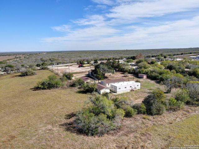 298 Sh-239, Kenedy, TX 78119