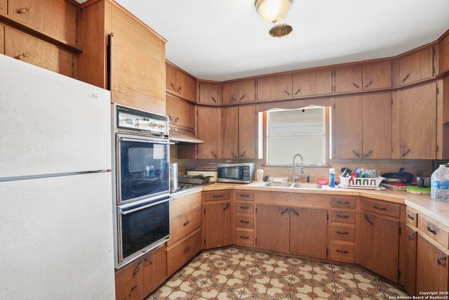 298 Sh-239, Kenedy, TX 78119