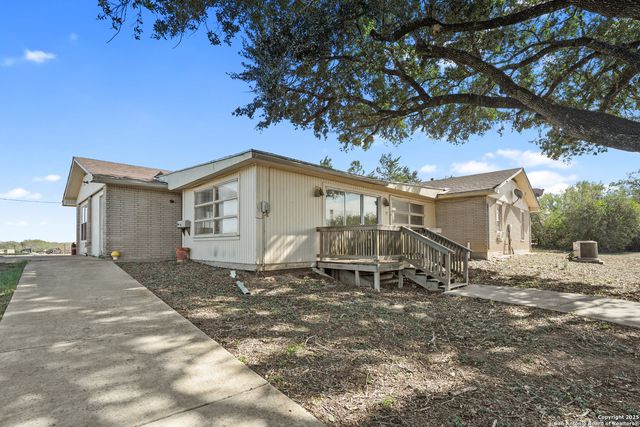 298 Sh-239, Kenedy, TX 78119