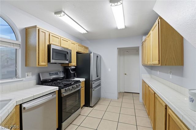 9051 Hollow Green Drive, Las Vegas, NV 89129
