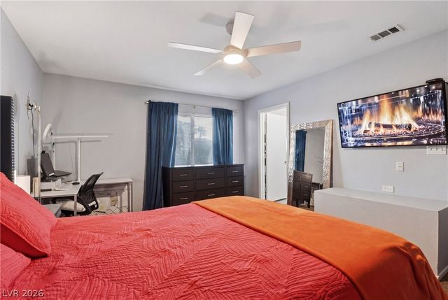 9051 Hollow Green Drive, Las Vegas, NV 89129