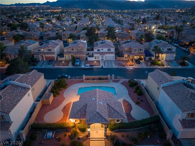 9051 Hollow Green Drive, Las Vegas, NV 89129