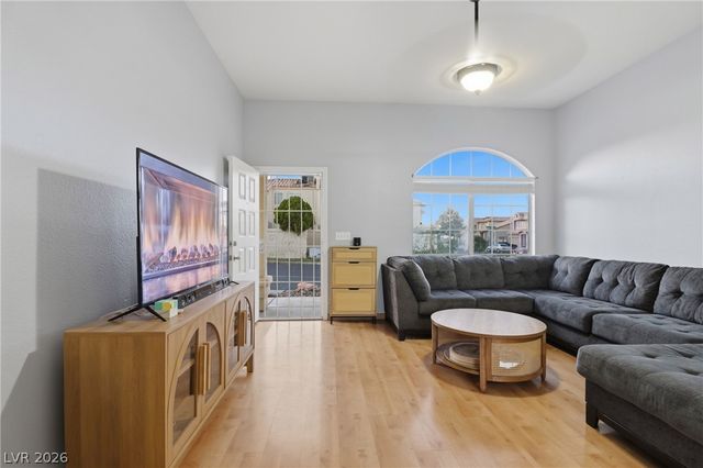 9051 Hollow Green Drive, Las Vegas, NV 89129